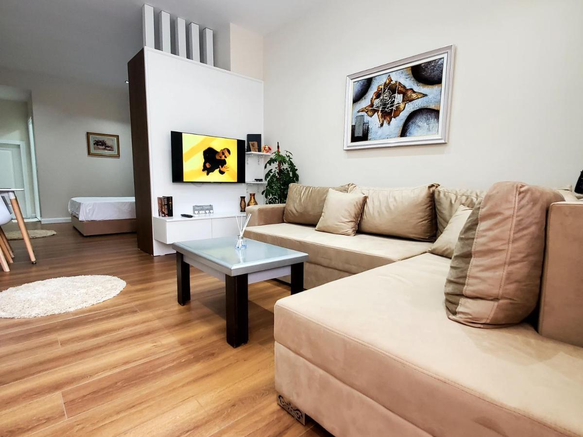 Armando'S House Durres Apartment Екстериор снимка